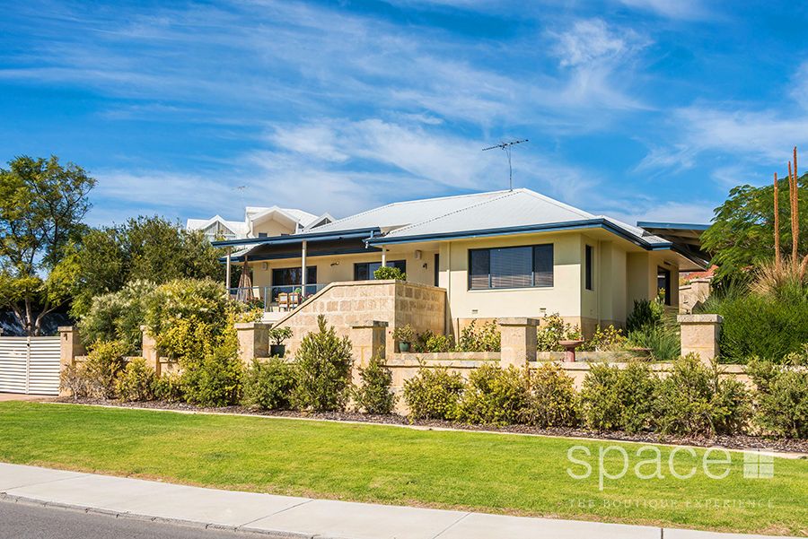 25 Locke Crescent, East Fremantle WA 6158, Image 2