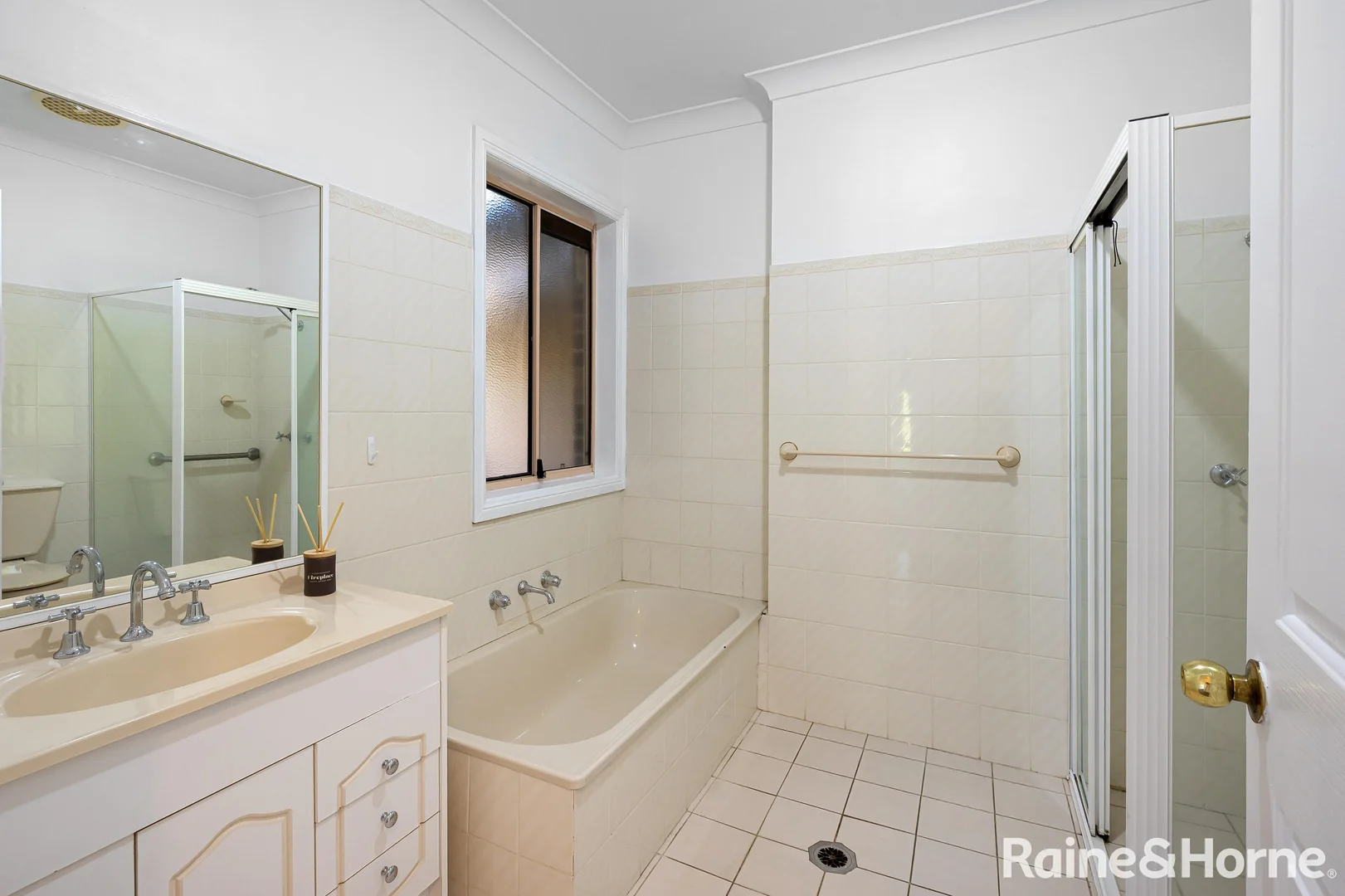 Additional image 7 of 2/438 Kooringal Road, Kooringal NSW 2650