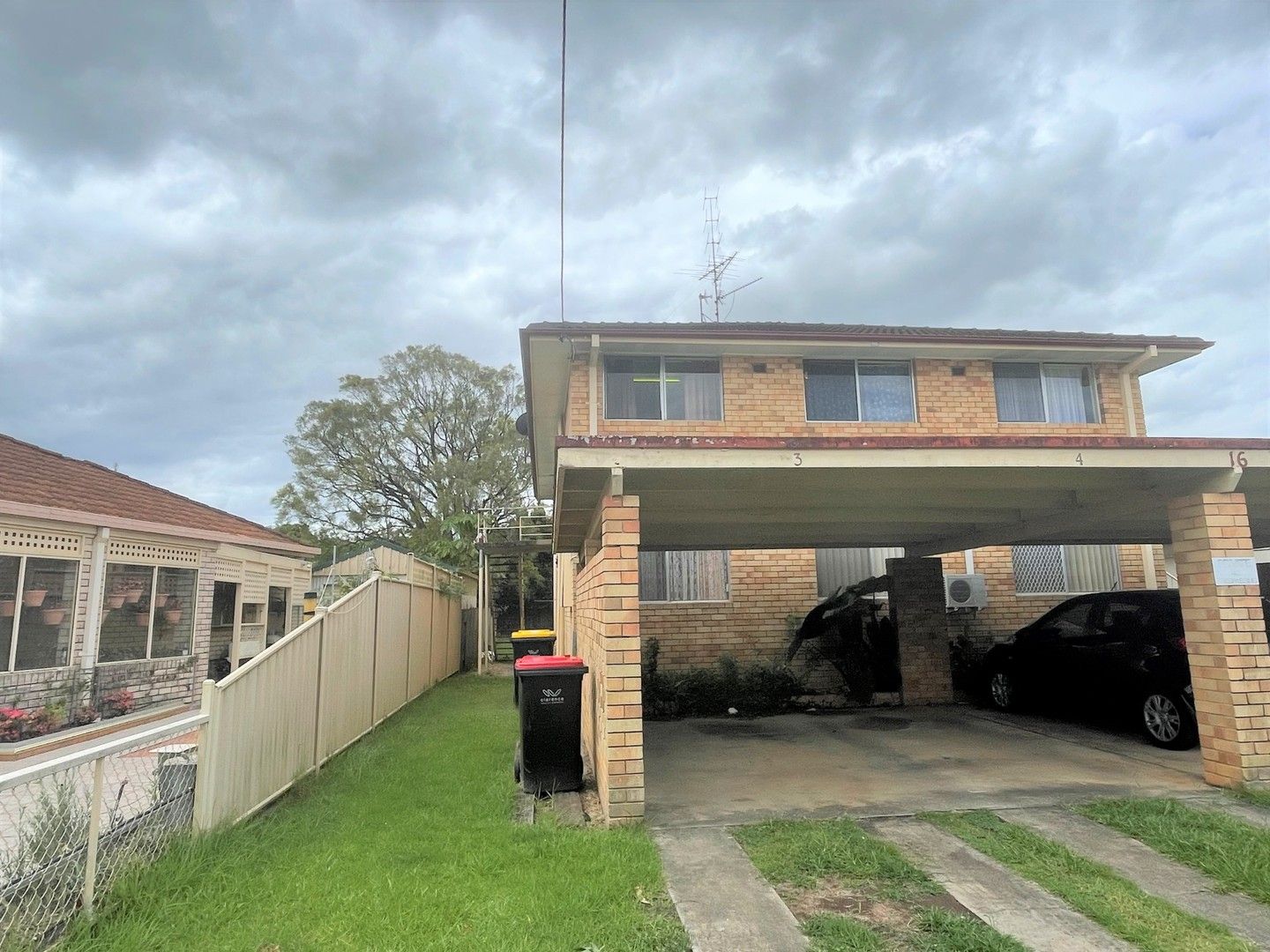 2 bedrooms Apartment / Unit / Flat in 4/16 Robinson Avenue GRAFTON NSW, 2460