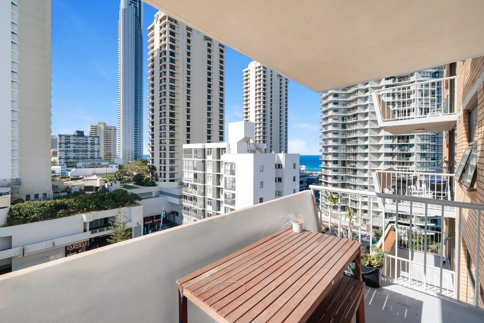 3 bedrooms Apartment / Unit / Flat in 91/3049 Gold Coast Highway SURFERS PARADISE QLD, 4217