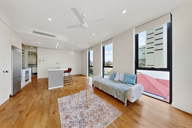 404/18 Duke Street Kangaroo Point 4169 - Image 4