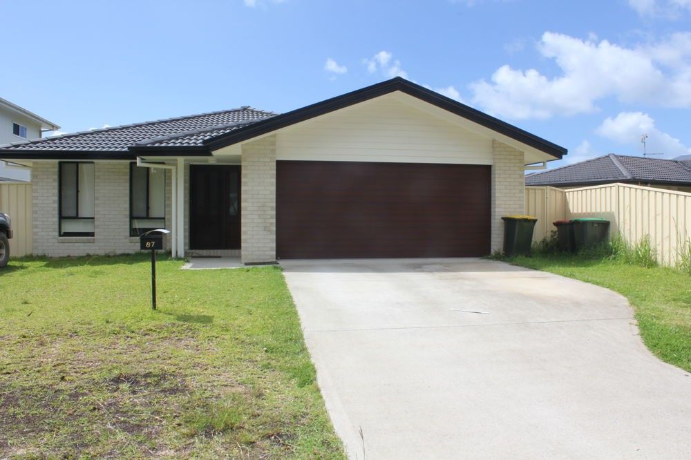 4 bedrooms House in 87 Coral Street CORINDI BEACH NSW, 2456