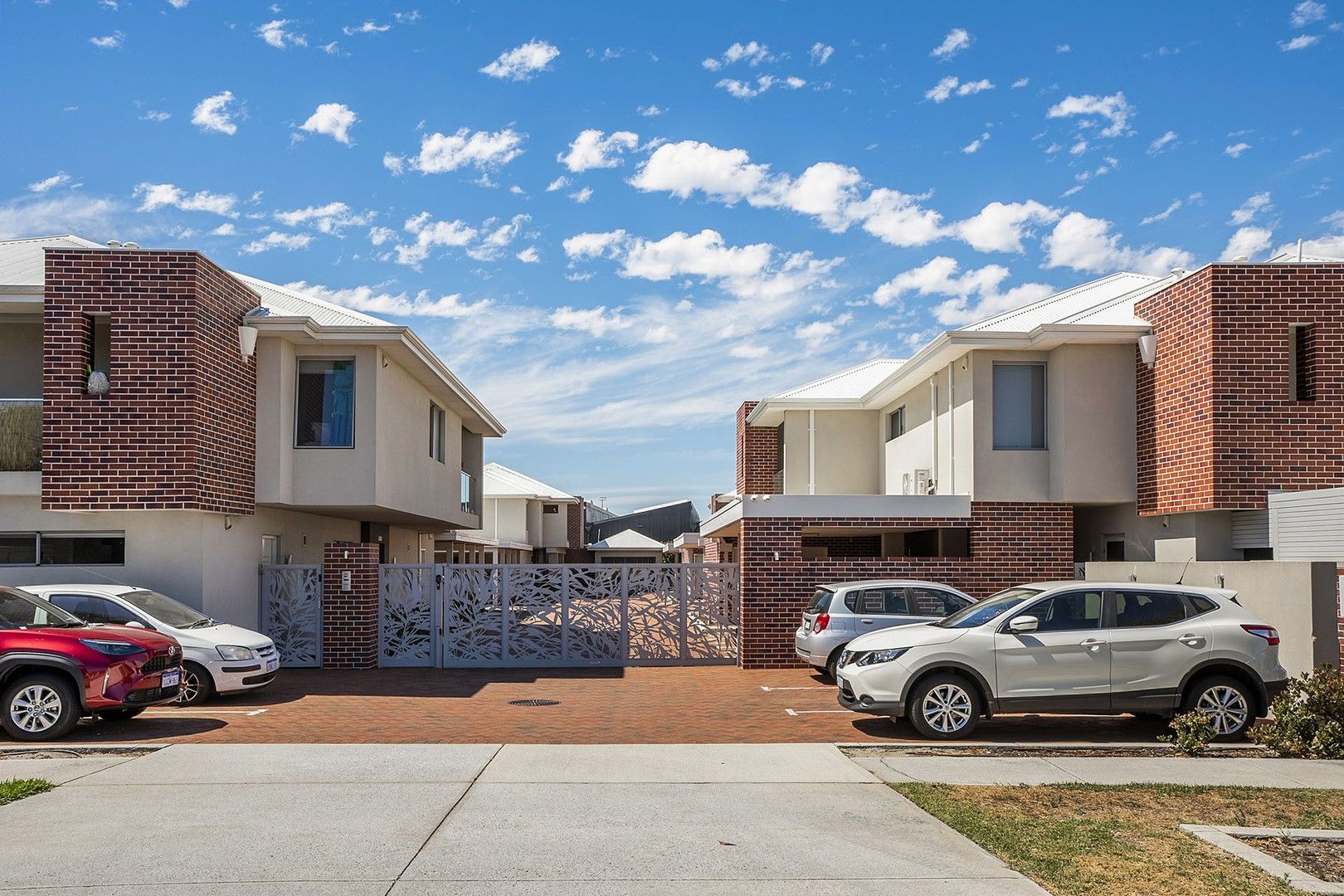 2 bedrooms House in 8/300 Drake Street MORLEY WA, 6062