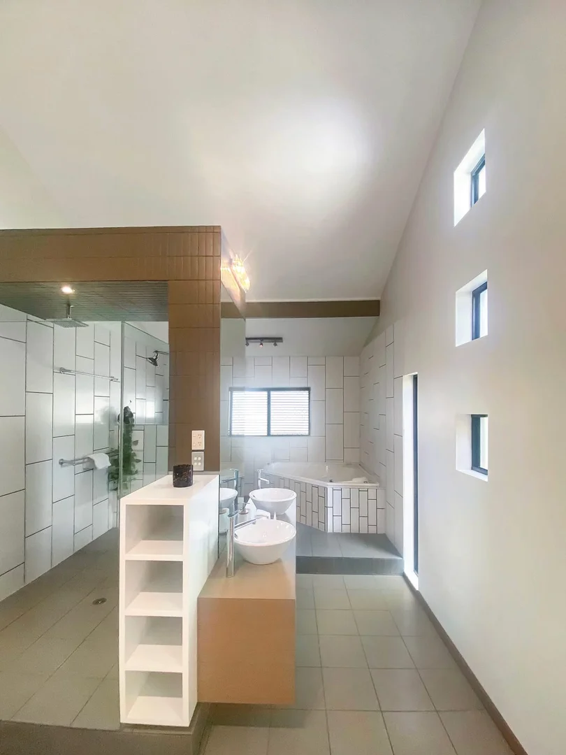 Additional image 18 of 81 Yakola Parade, Alexandra Headland QLD 4572