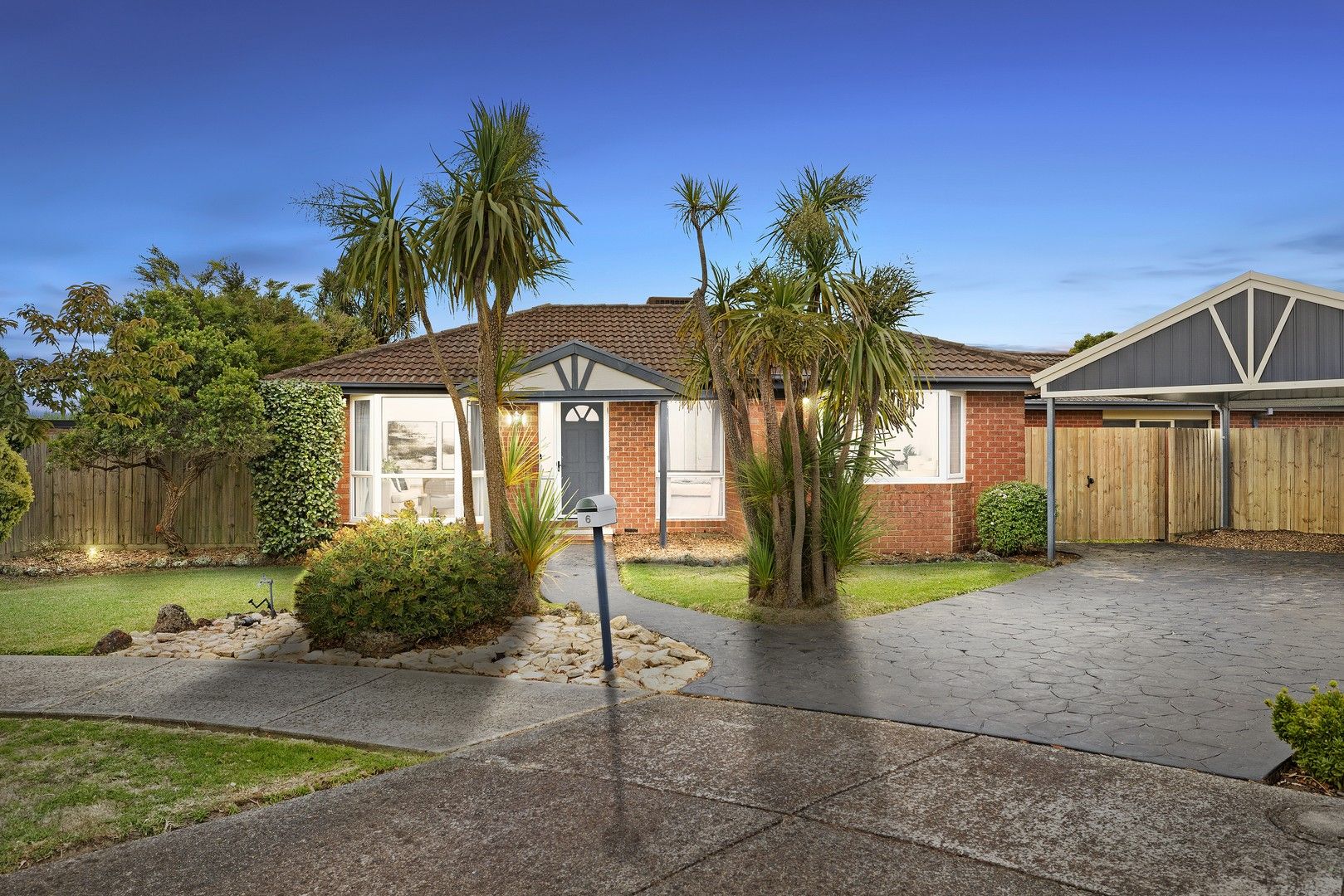 6 Lovell Close, Rowville VIC 3178, Image 0