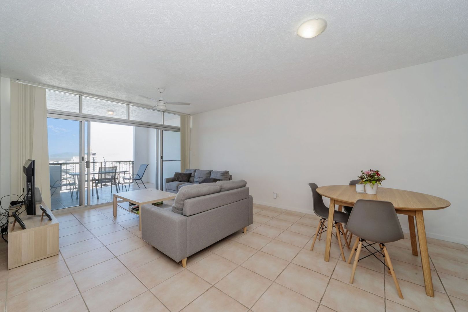 69/1 Stanton Terrace, Townsville City QLD 4810, Image 2