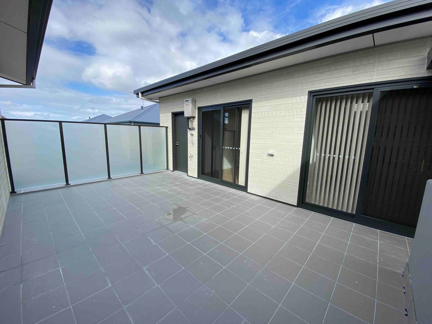 2 bedrooms Apartment / Unit / Flat in 6/52 Parkin Street ROCKINGHAM WA, 6168