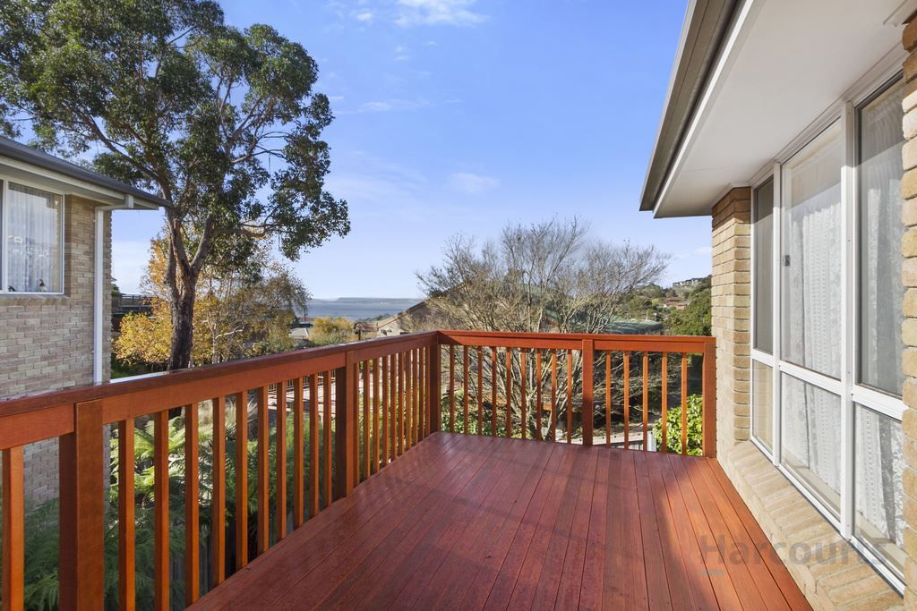 2/15 Windhaven Court, Blackmans Bay TAS 7052, Image 0