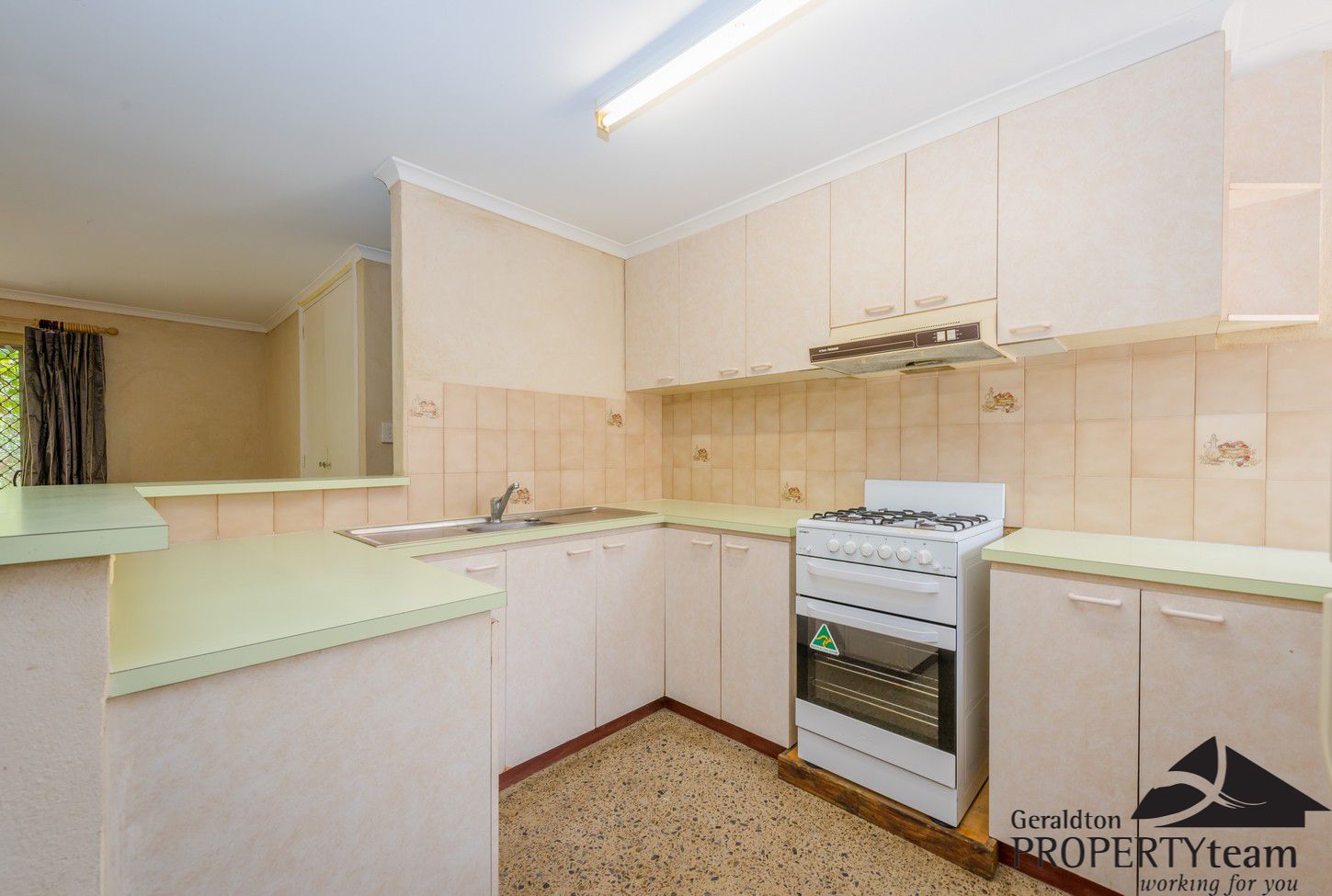 6/39 Assen Street, Utakarra WA 6530, Image 0