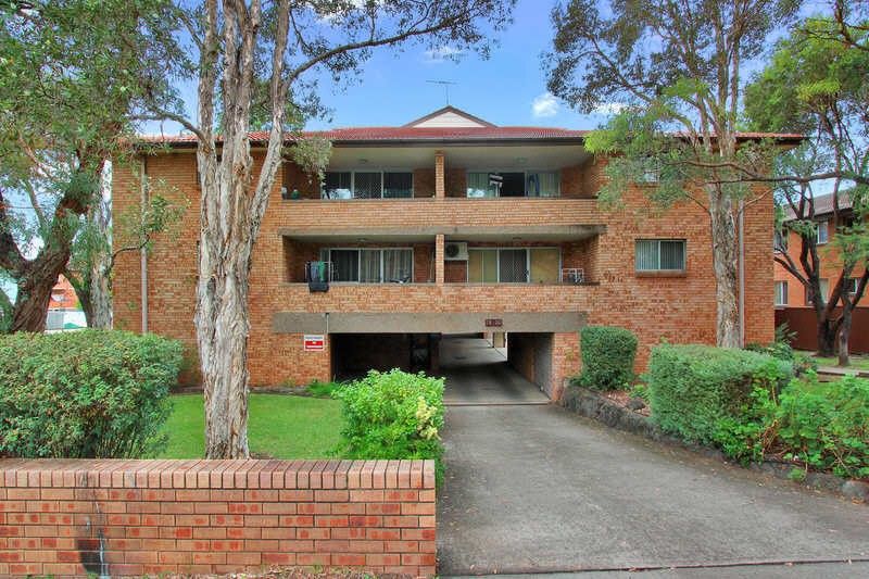 2 bedrooms Apartment / Unit / Flat in 9/18 Sheffield St MERRYLANDS NSW, 2160