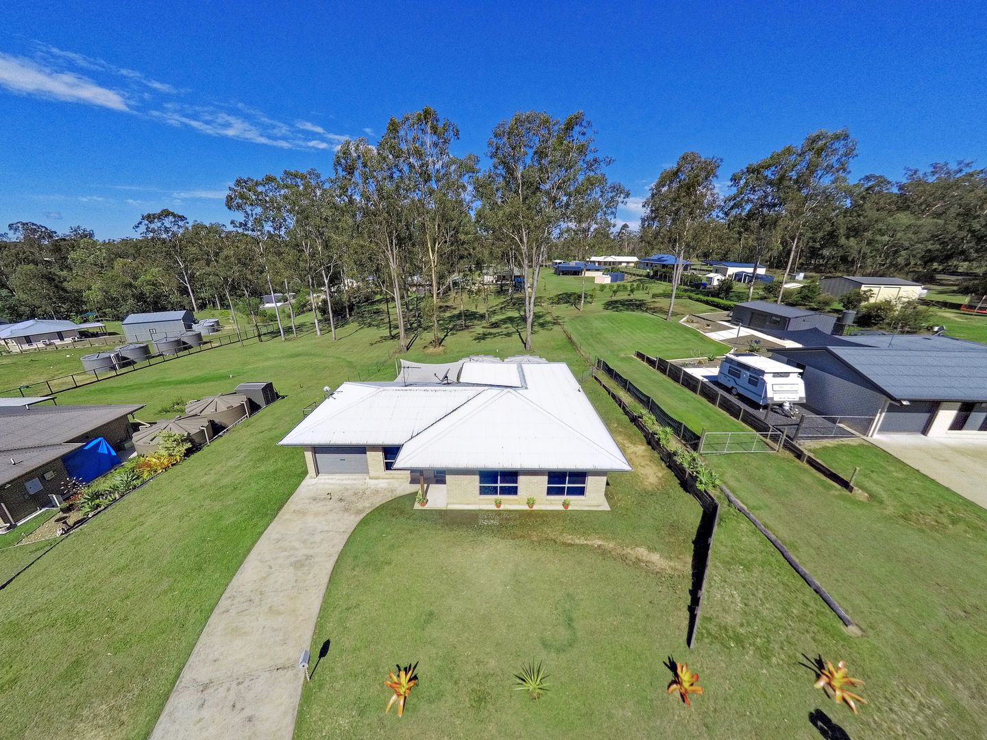 6 Stringybark Court, Apple Tree Creek QLD 4660, Image 2