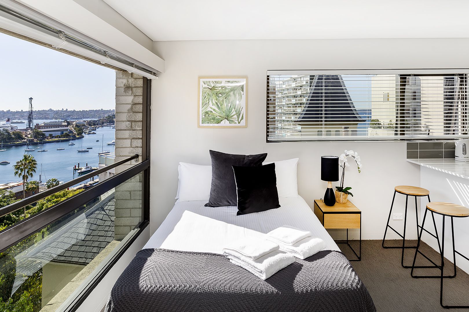 1 bedrooms Studio in A51/100 Elizabeth Bay Road ELIZABETH BAY NSW, 2011