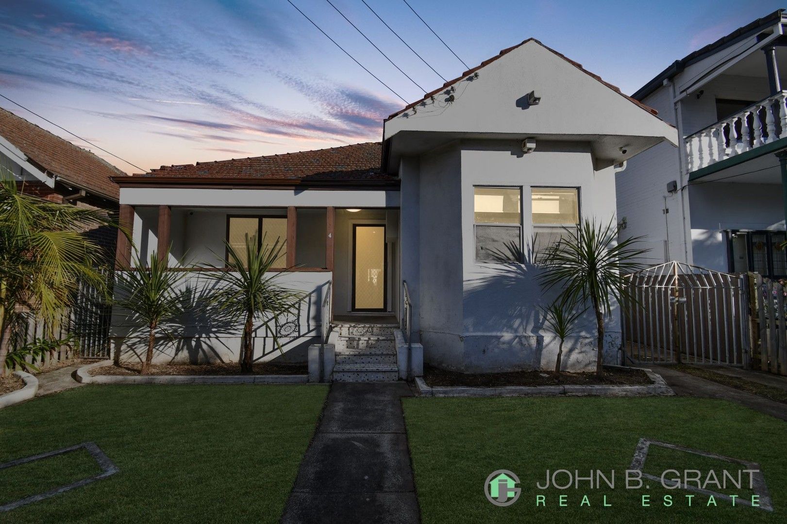 3 bedrooms House in 4 Dudley Avenue BANKSTOWN NSW, 2200