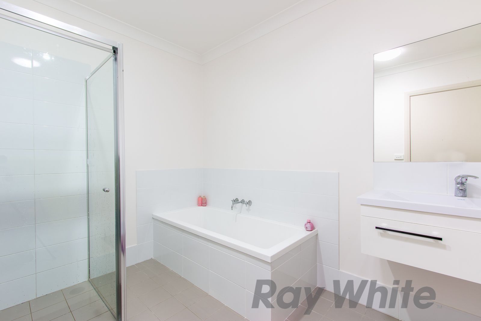 6/124 Young Street, Carrington NSW 2294, Image 2