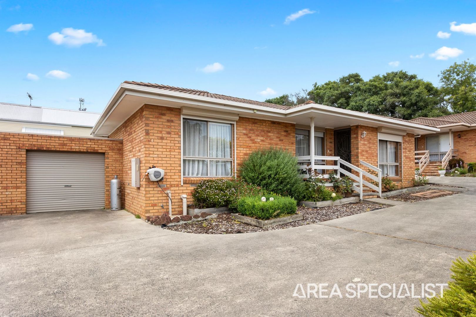 2/17 Queen Street, Korumburra VIC 3950, Image 2