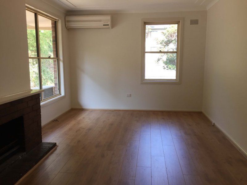 3 bedrooms House in 2 Kullah Pde LANE COVE NORTH NSW, 2066