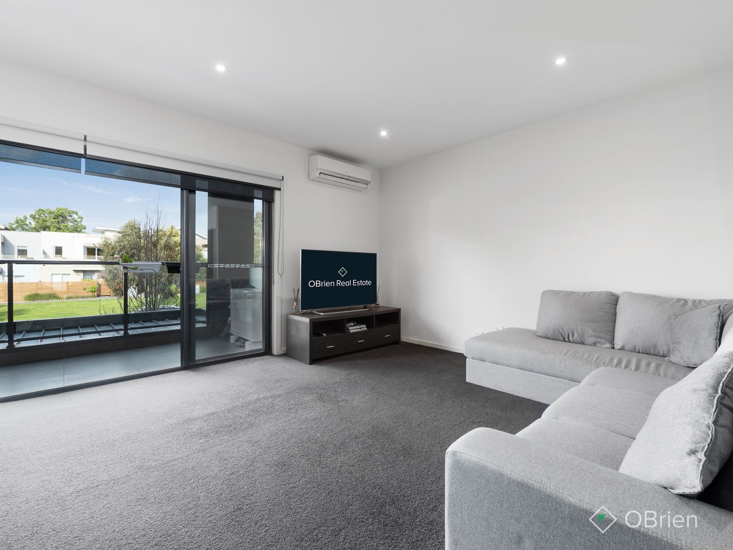 103 Lilliana Boulevard, Carrum Downs VIC 3201, Image 2