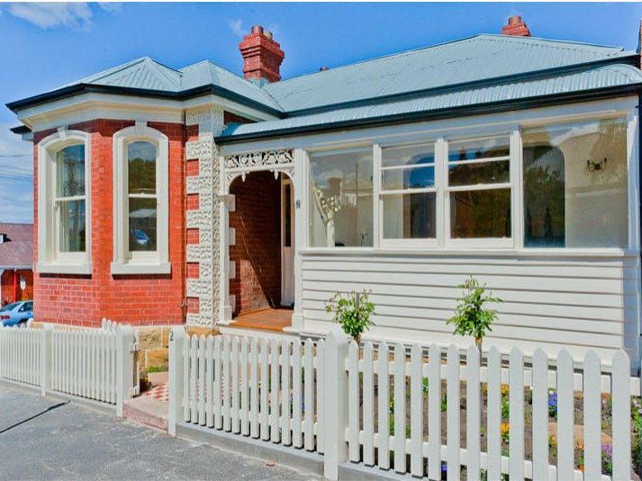 3 bedrooms House in 2 Trumpeter Street BATTERY POINT TAS, 7004