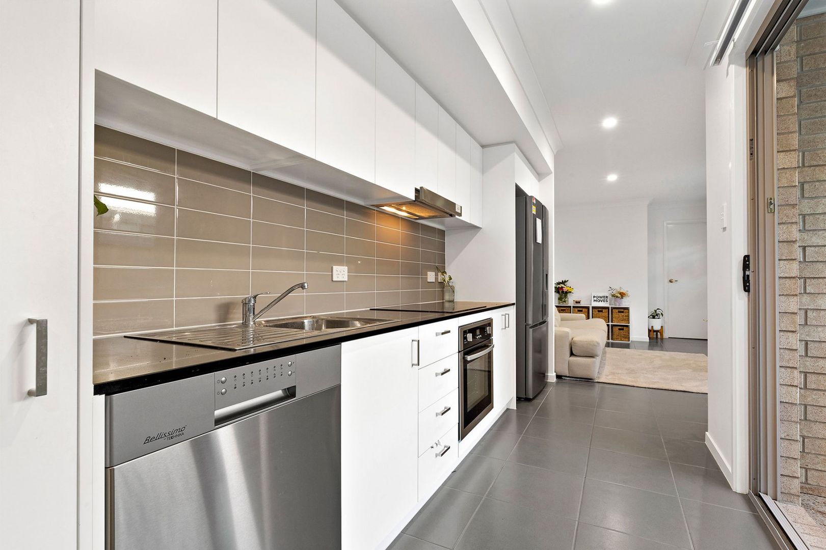 19b Daintree Court, Park Ridge QLD 4125 Duplex For Rent Domain