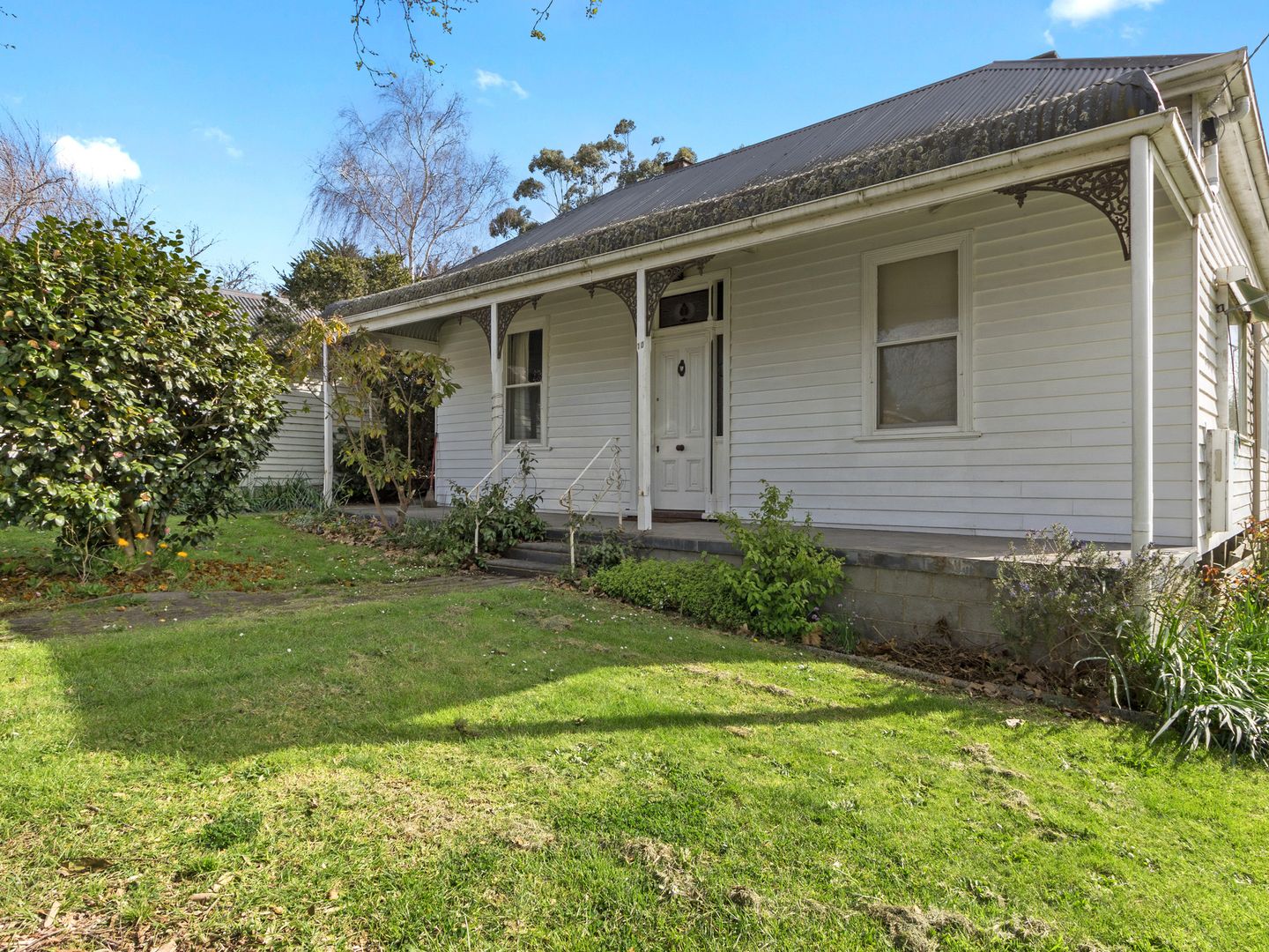 10 Clarence Street, Loch VIC 3945