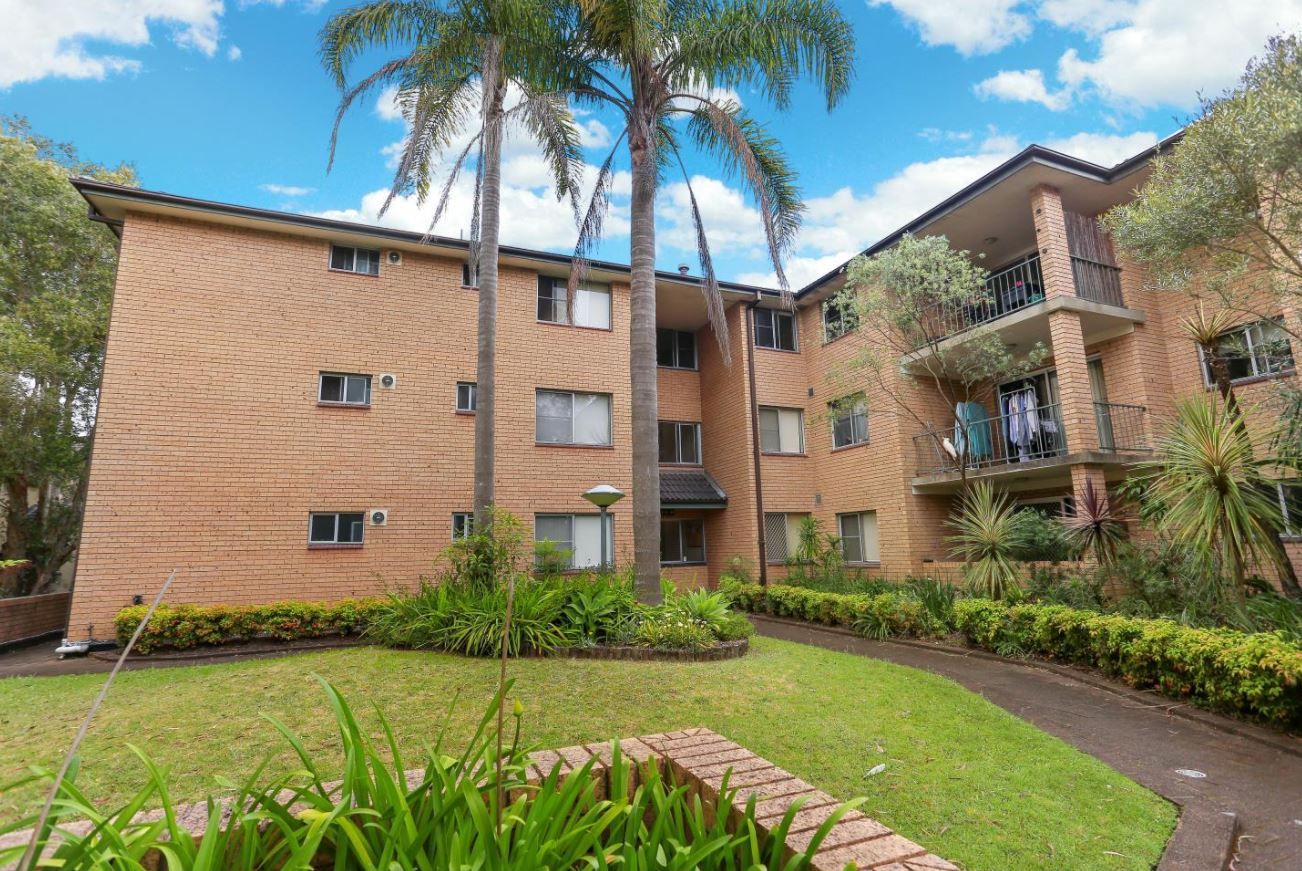 2 bedrooms Apartment / Unit / Flat in 22/39 Albert Street HORNSBY NSW, 2077
