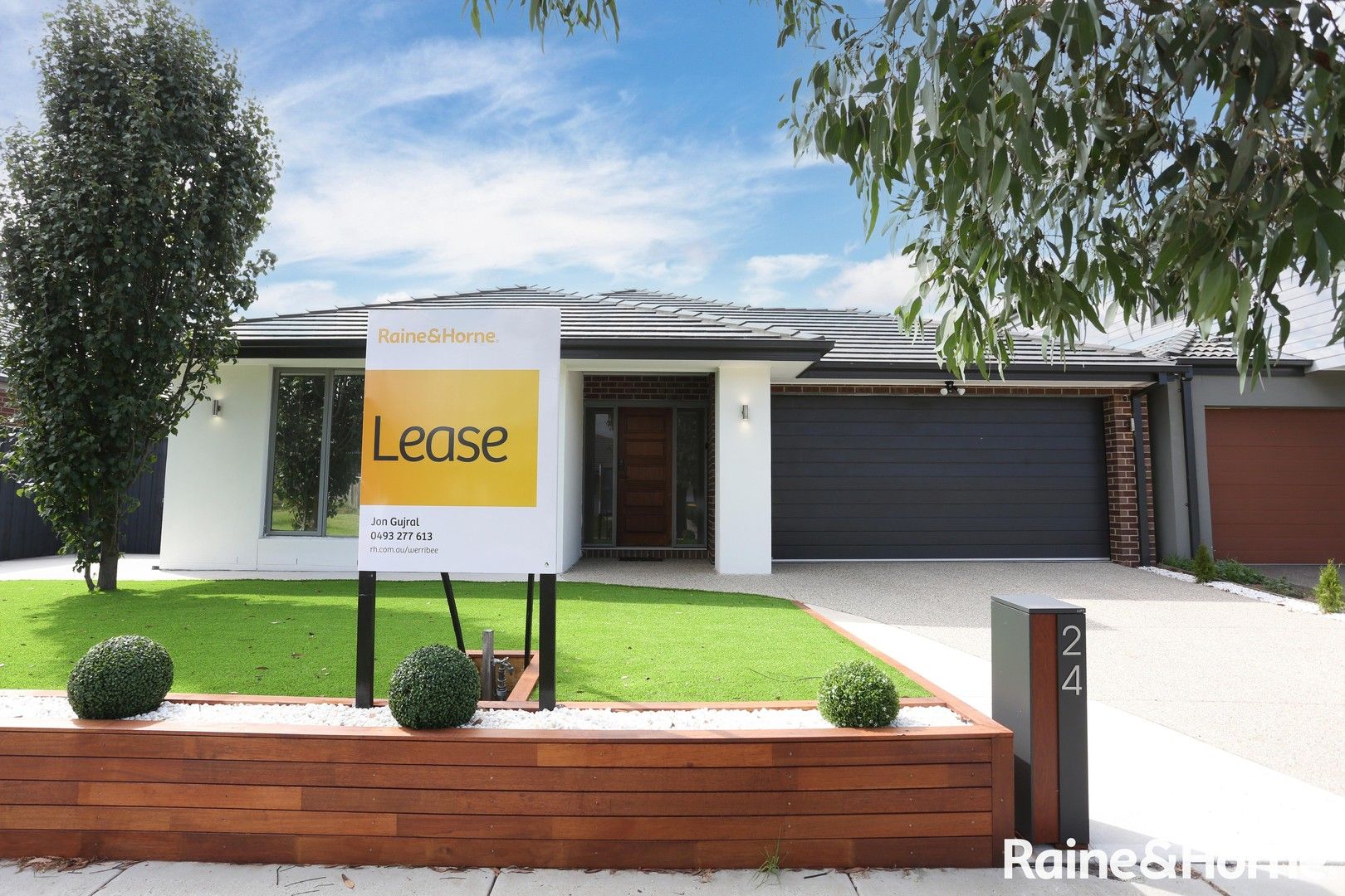 4 bedrooms House in 24 Quadrant Approach WILLIAMS LANDING VIC, 3027