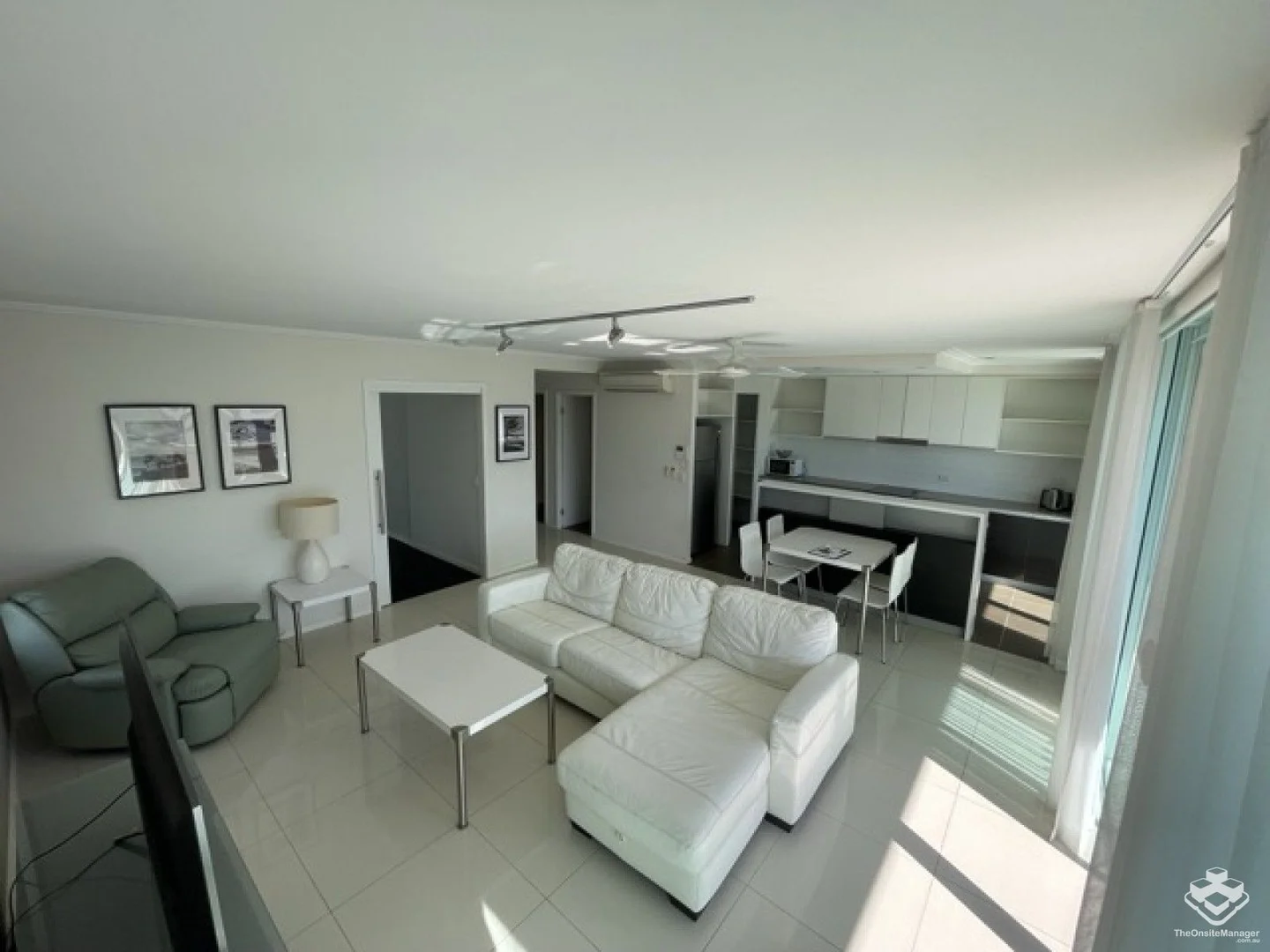 Additional image 5 of ID:21173937/226 Varsity Parade, Varsity Lakes QLD 4227