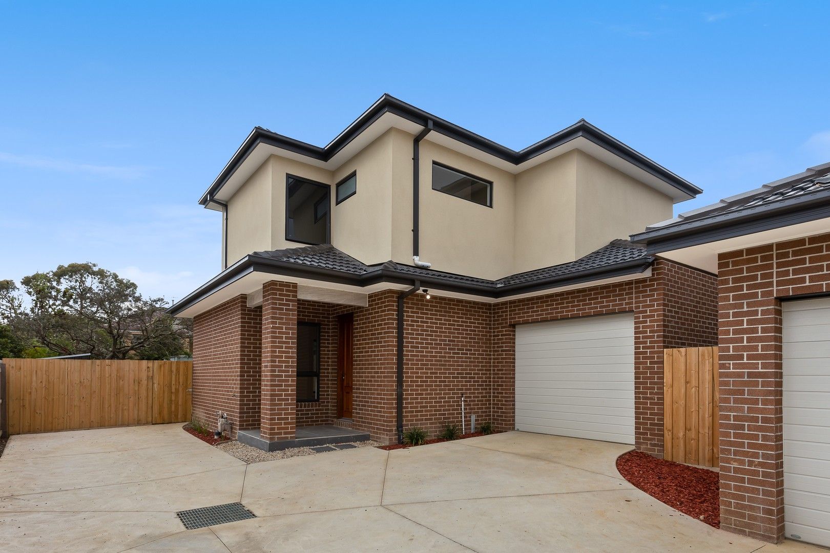 4 bedrooms Townhouse in 3/19 Dudley Street MITCHAM VIC, 3132