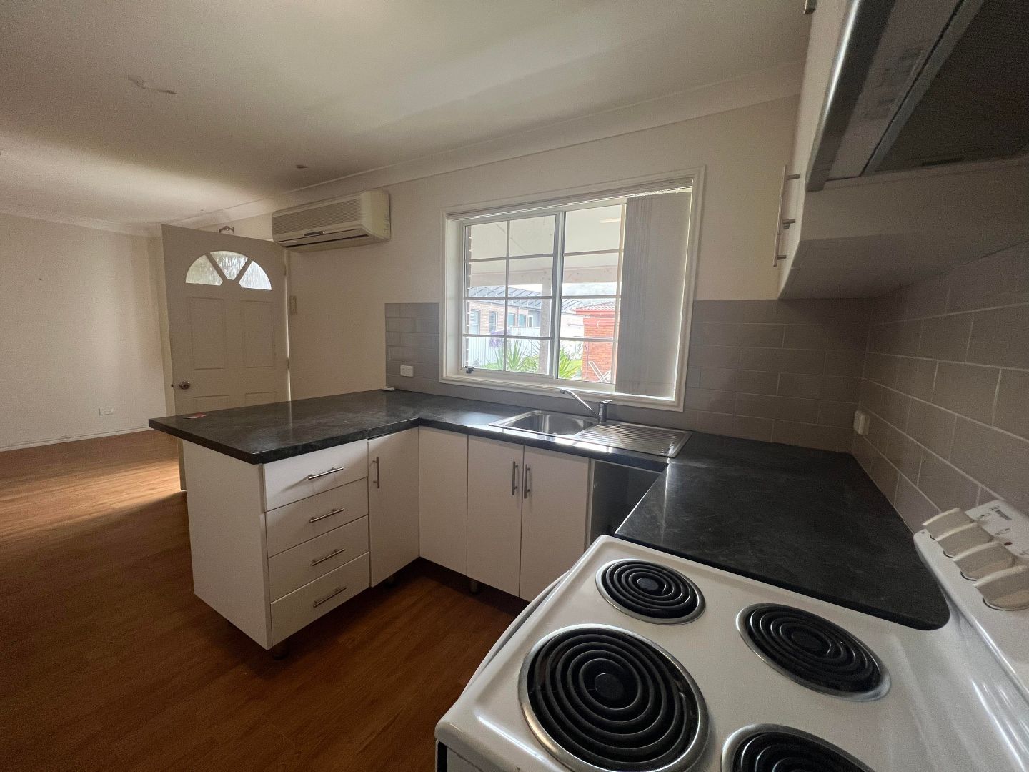 2/40 Bogan Road, Booker Bay NSW 2257 Apartment For Rent 430 Domain