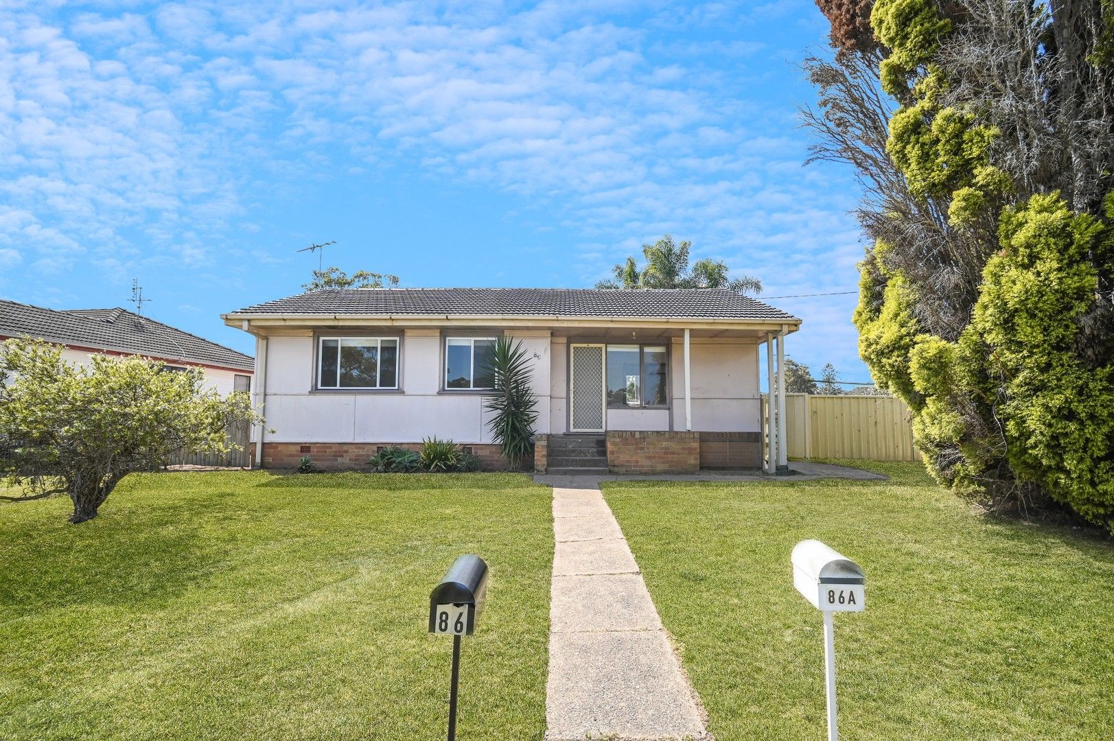 86 Coral Crescent, Gateshead NSW 2290 House For Rent 570 Domain