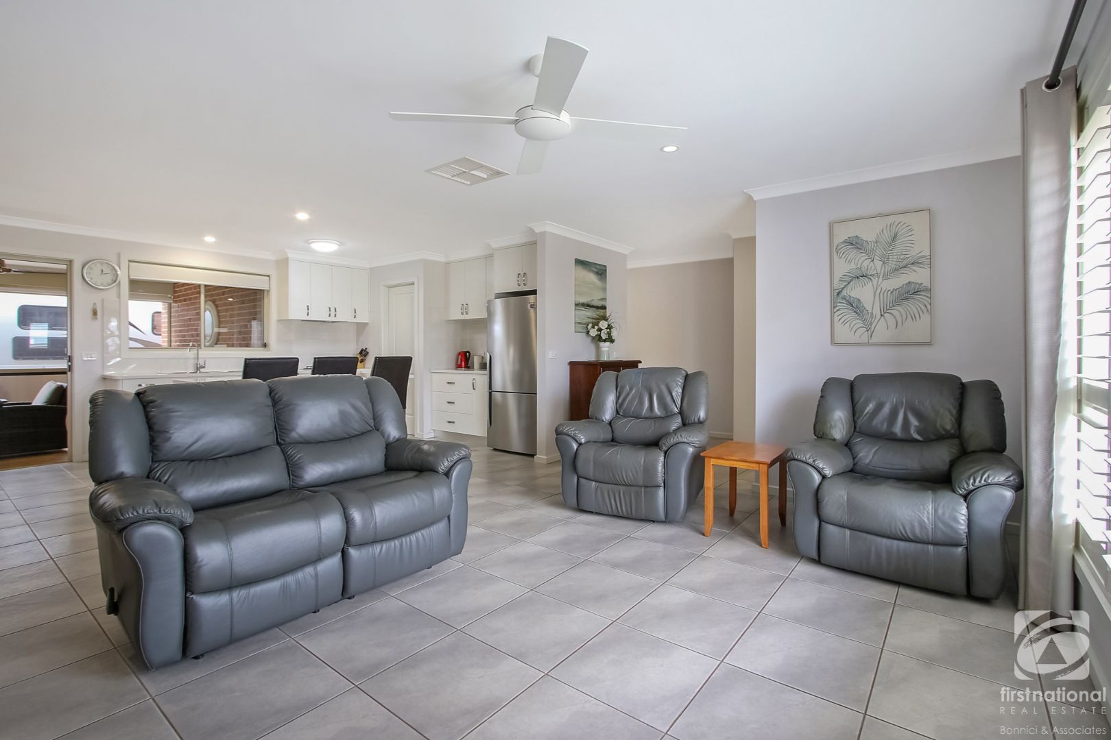 14 Gilson Place, Howlong NSW 2643, Image 2