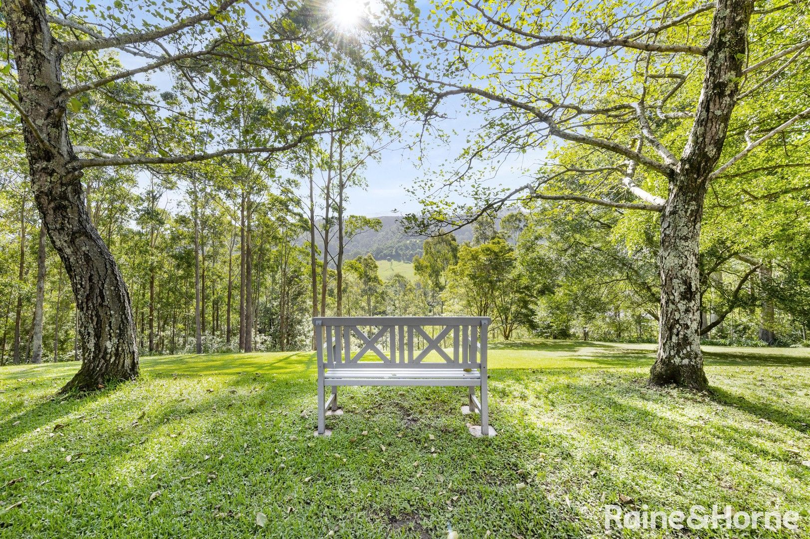 4 bedrooms House in 210A Bong Bong Road BROUGHTON VALE NSW, 2535