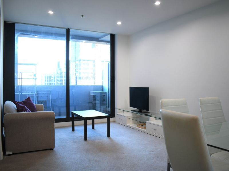2 bedrooms Apartment / Unit / Flat in 3209/8 Sutherland Street MELBOURNE VIC, 3000