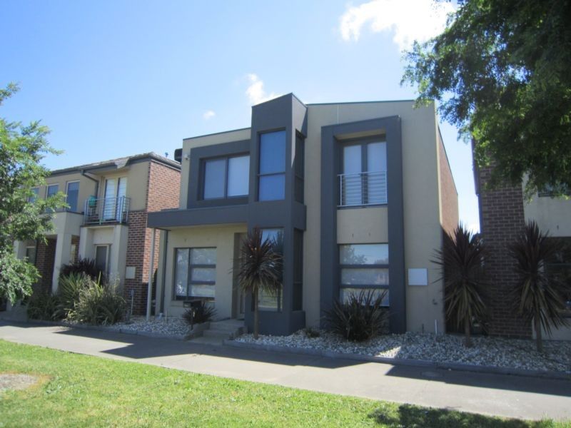 4 bedrooms House in 51 Bellfield Drive CRAIGIEBURN VIC, 3064
