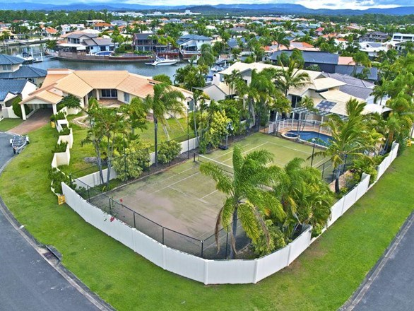 31 Midnight Court, Runaway Bay QLD 4216