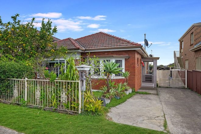 Picture of 10 Crosby Avenue, HURSTVILLE NSW 2220