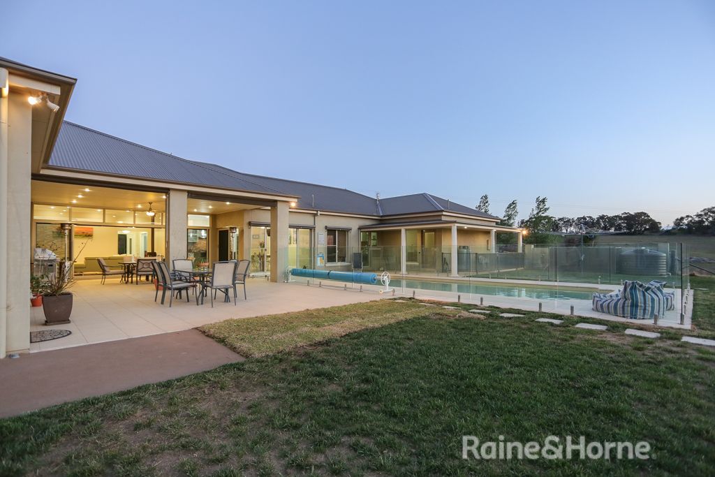 263 Willow Tree Lane, Mount Rankin NSW 2795, Image 2