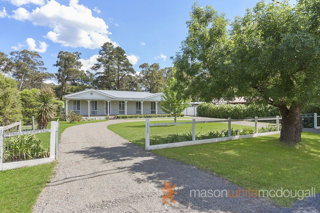 9 Riverside Crescent, Flowerdale VIC 3717, Image 0