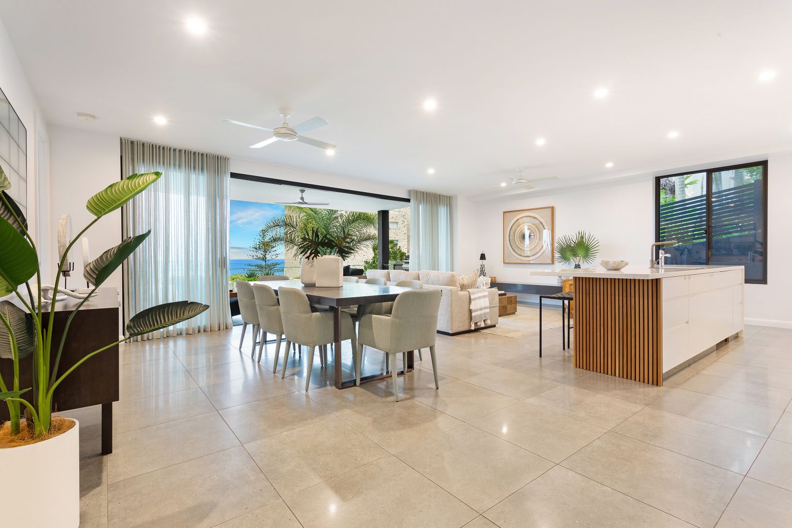 ONE Burleigh Headland Apartment 4 / 1 Nathan Street, Burleigh Heads QLD 4220, Image 1