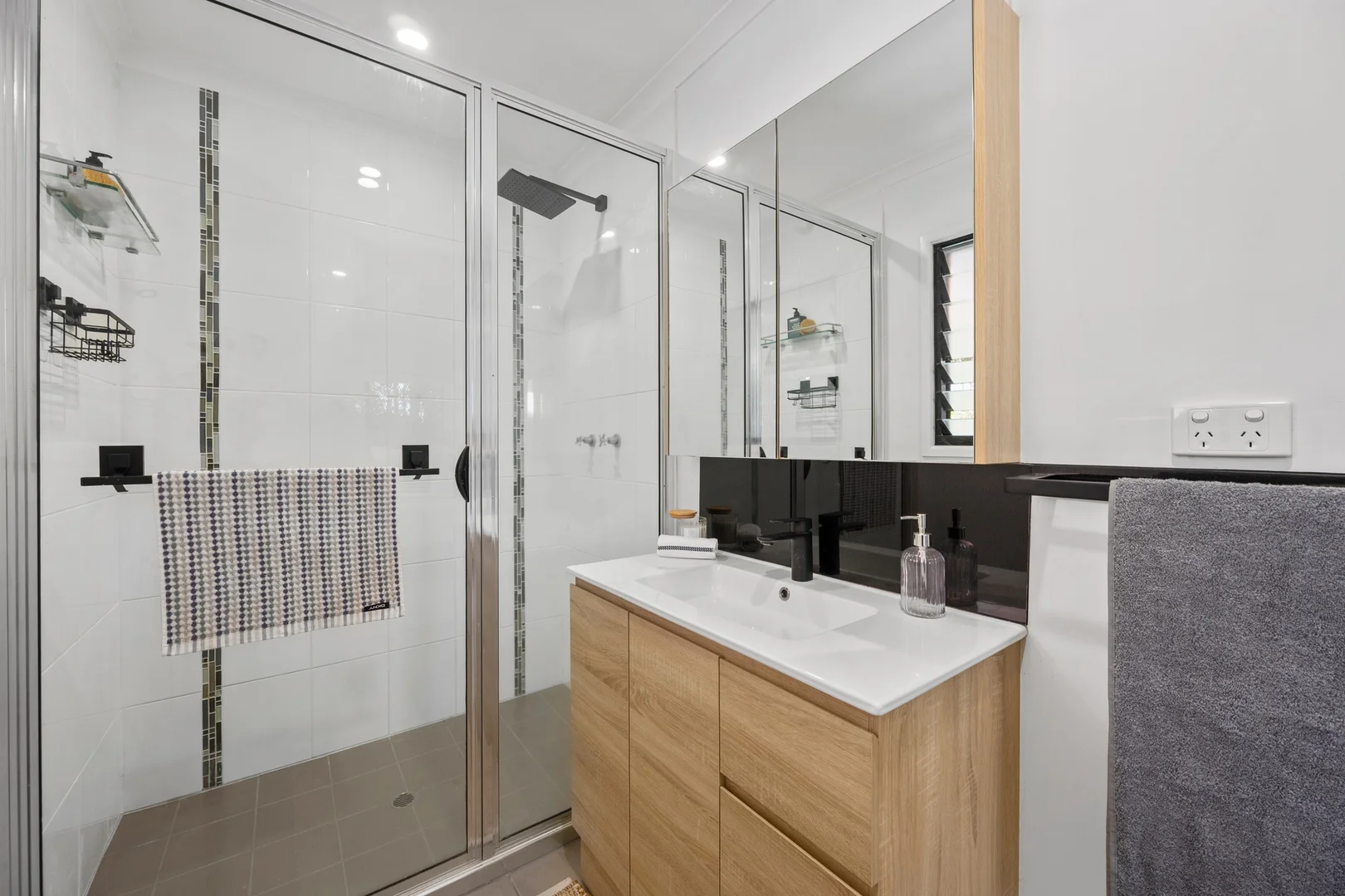 Additional image 7 of 49A Latchford Street, Pimlico QLD 4812