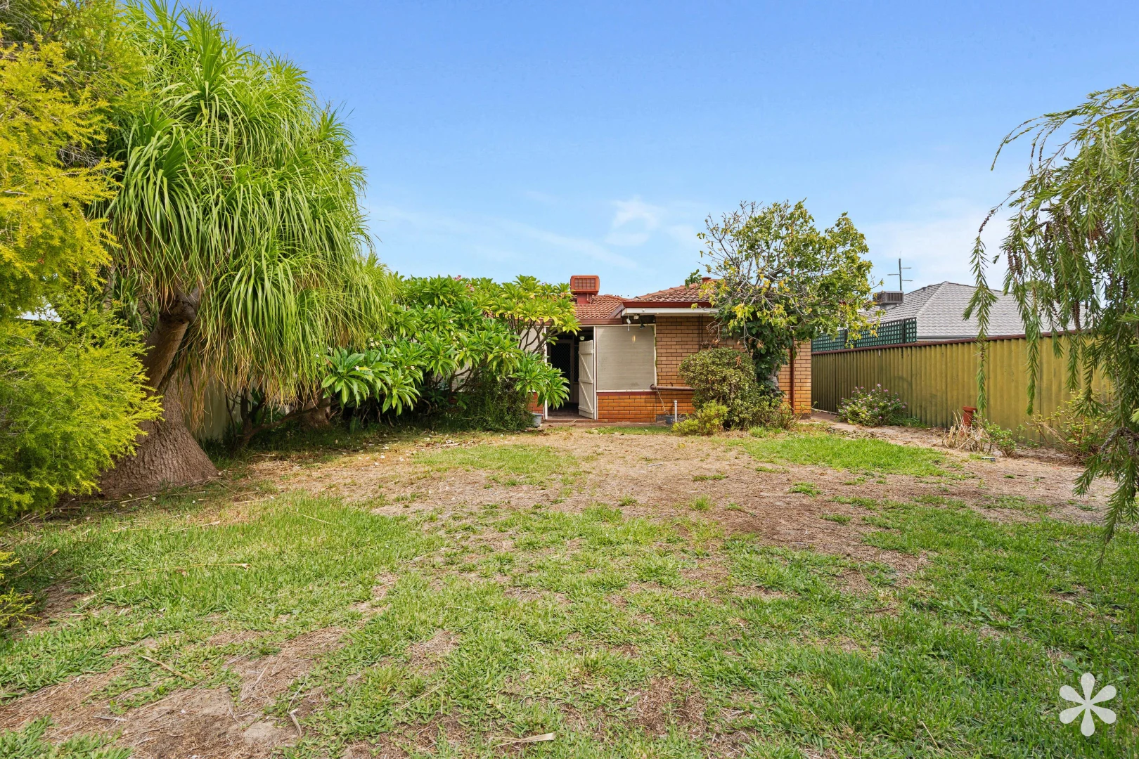 Additional image 16 of 215 Hardey Road, Belmont WA 6104