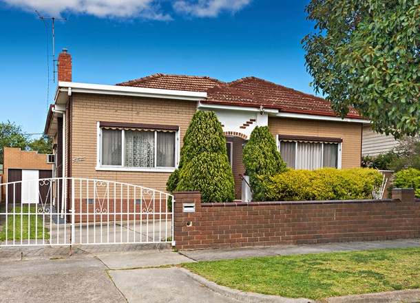 17 Avondale Road, Preston VIC 3072