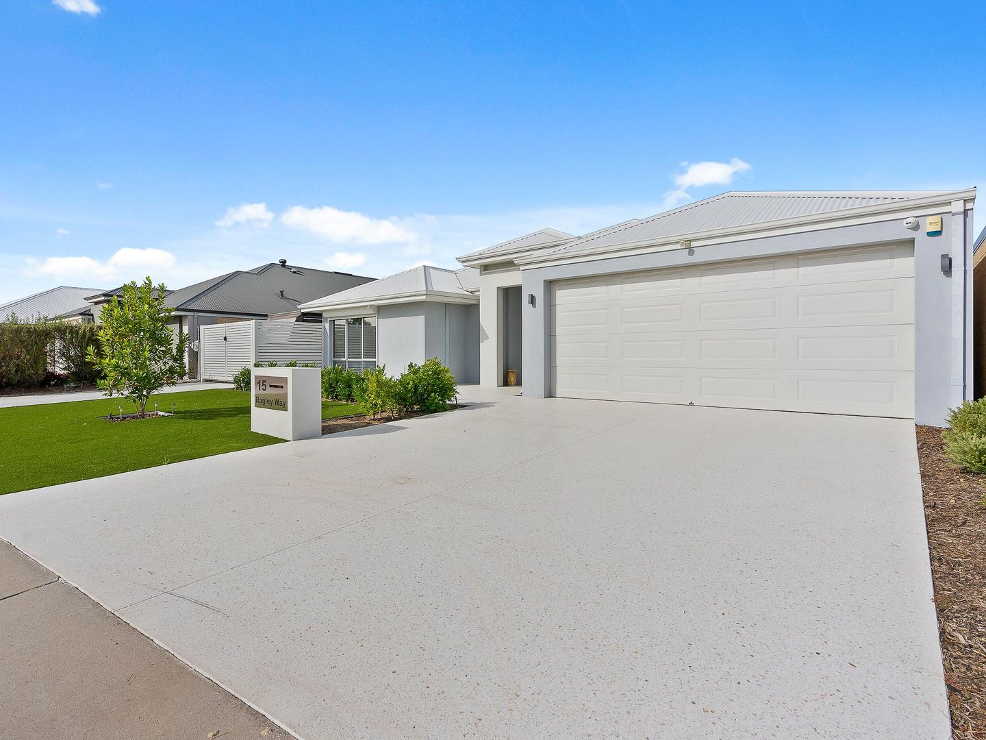 15 Ragley Way, The Vines WA 6069, Image 1