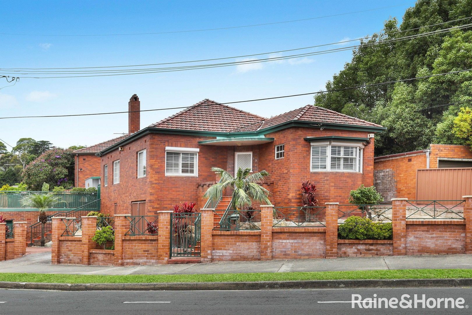 19 Slade Road, Bardwell Park NSW 2207, Image 0