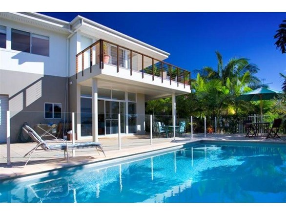 15 Tangmere Court, Noosa Heads QLD 4567
