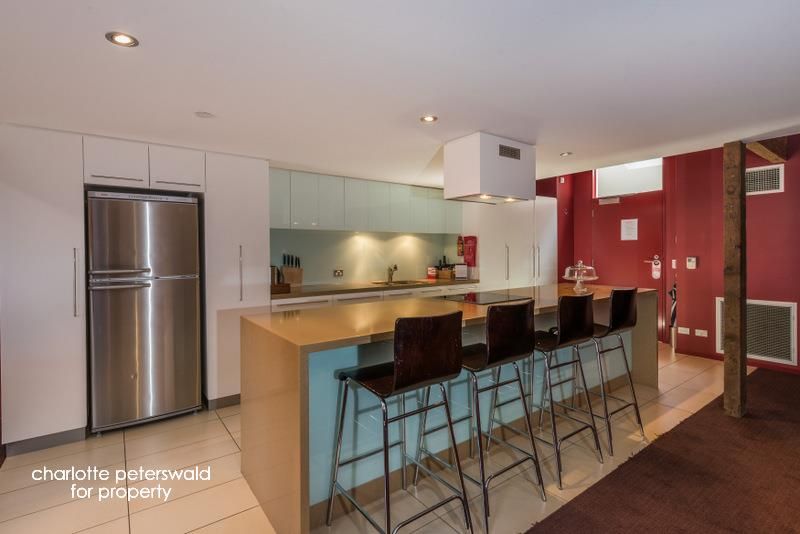 211/3 Evans Street, HOBART TAS 7000, Image 2