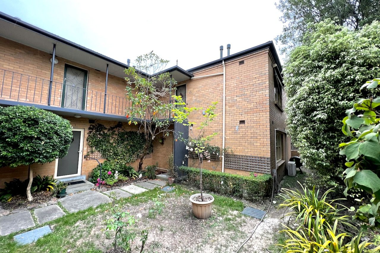 2 bedrooms Apartment / Unit / Flat in 25/47 Yerrin Street BALWYN VIC, 3103