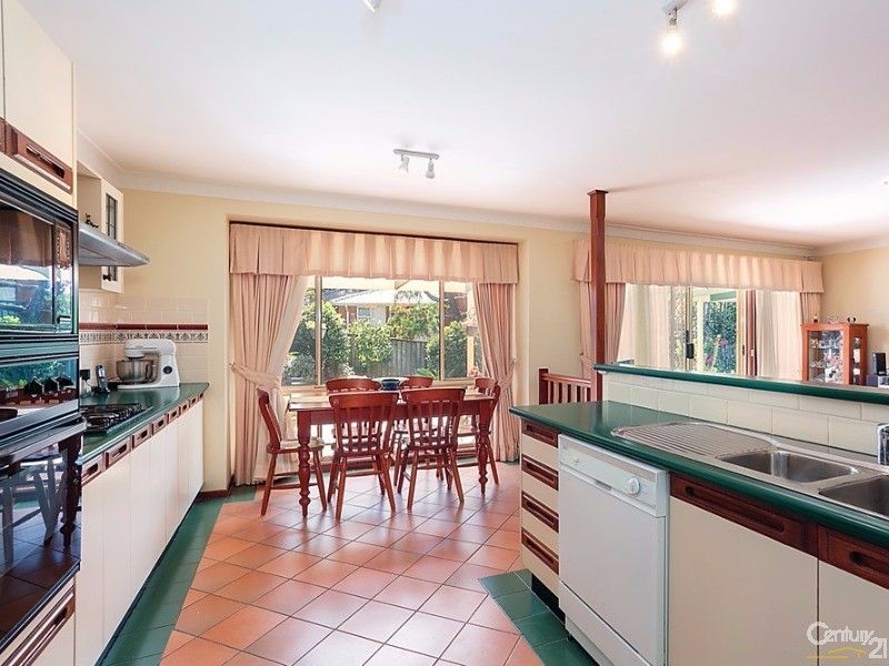 15 Cardiff Way, Castle Hill NSW 2154, Image 2