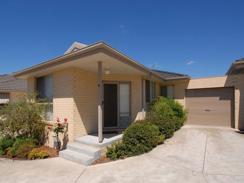 3 bedrooms Apartment / Unit / Flat in 2/5 Myers Court NOBLE PARK VIC, 3174