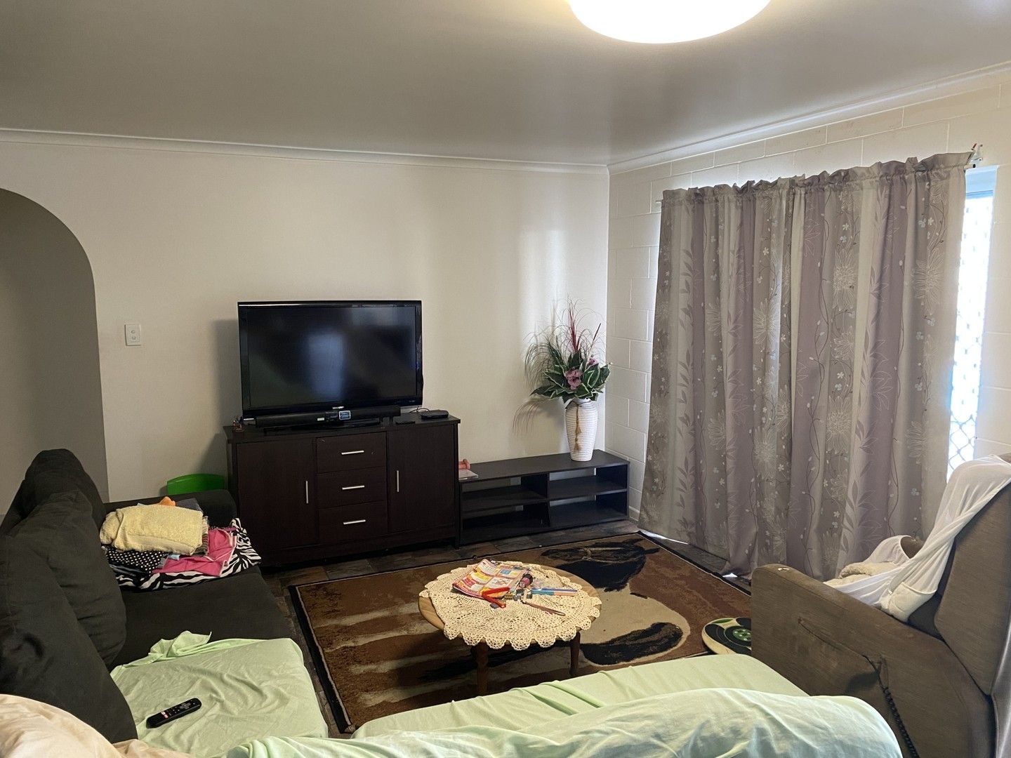 5 bedrooms House in 27 Little Crescent AYR QLD, 4807